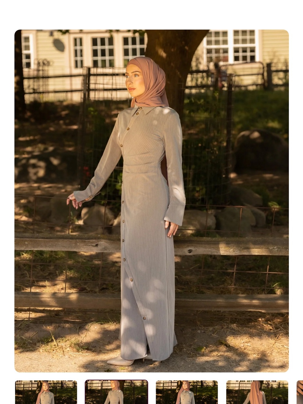 Batul the Collection Dress - Picture 4 of 4